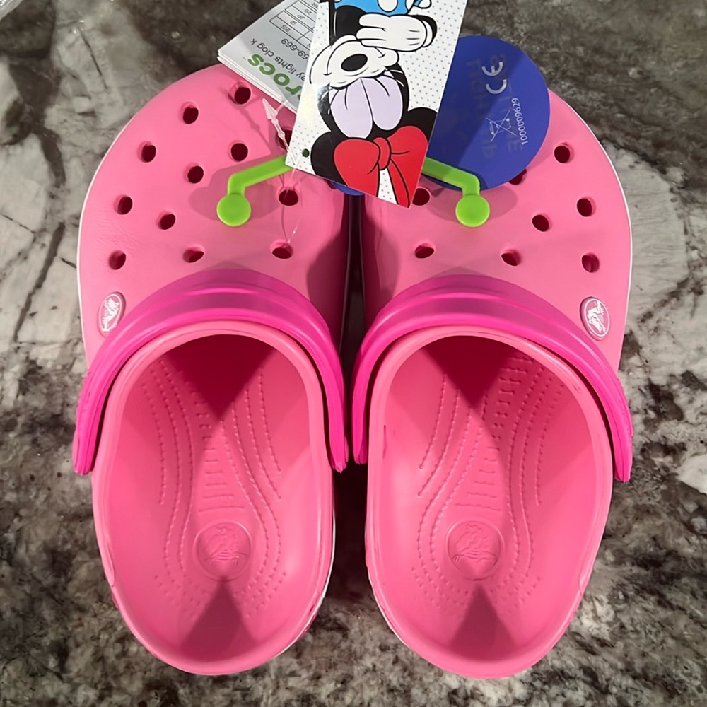 Kids Pink Minnie Mouse crocs